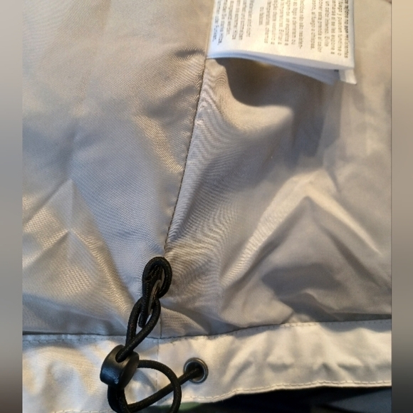 COLUMBIA Spring Rain Women's Jacket - Picture 15 of 16
